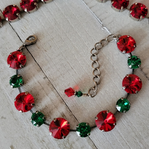 Austrian Crystal Bracelet in Antique Silver - Picture 3 of 9